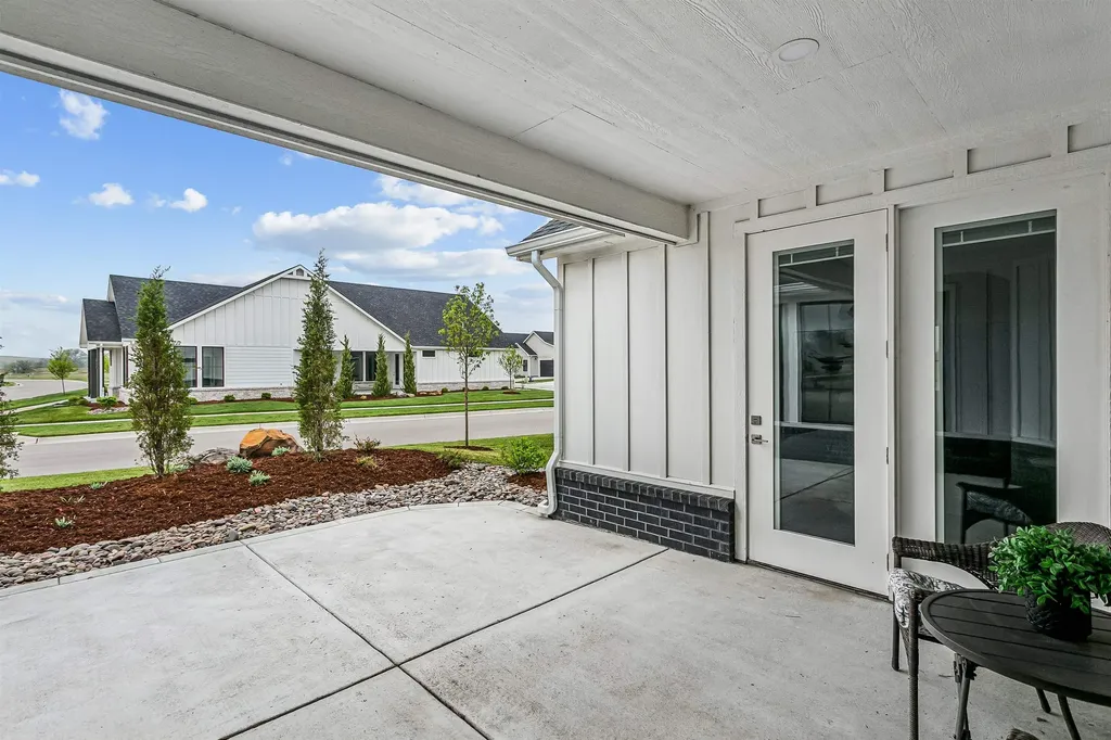 2628 N Shearwater Wichita KS 67204