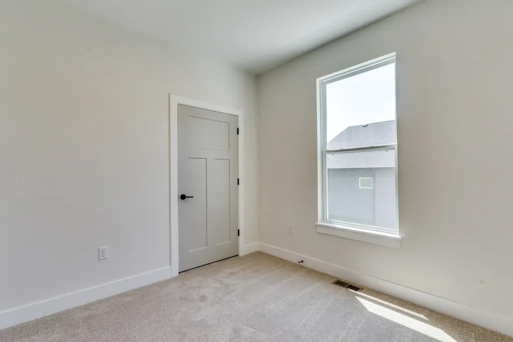 5542 N St Paul Street Wichita KS 67204