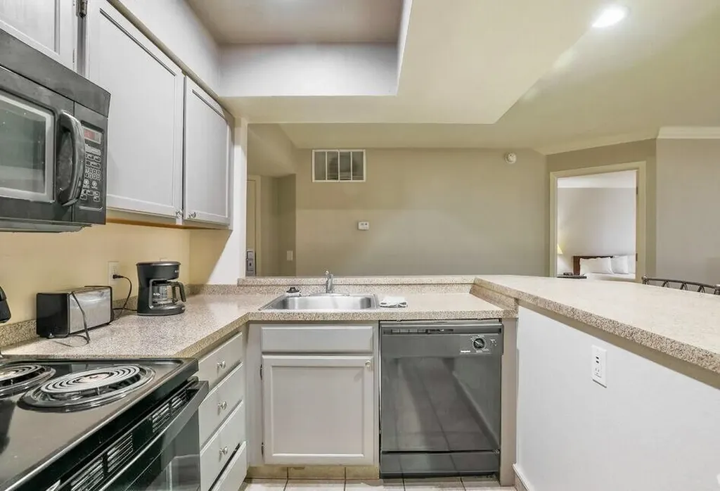 2280 N Tara Wichita KS 67226