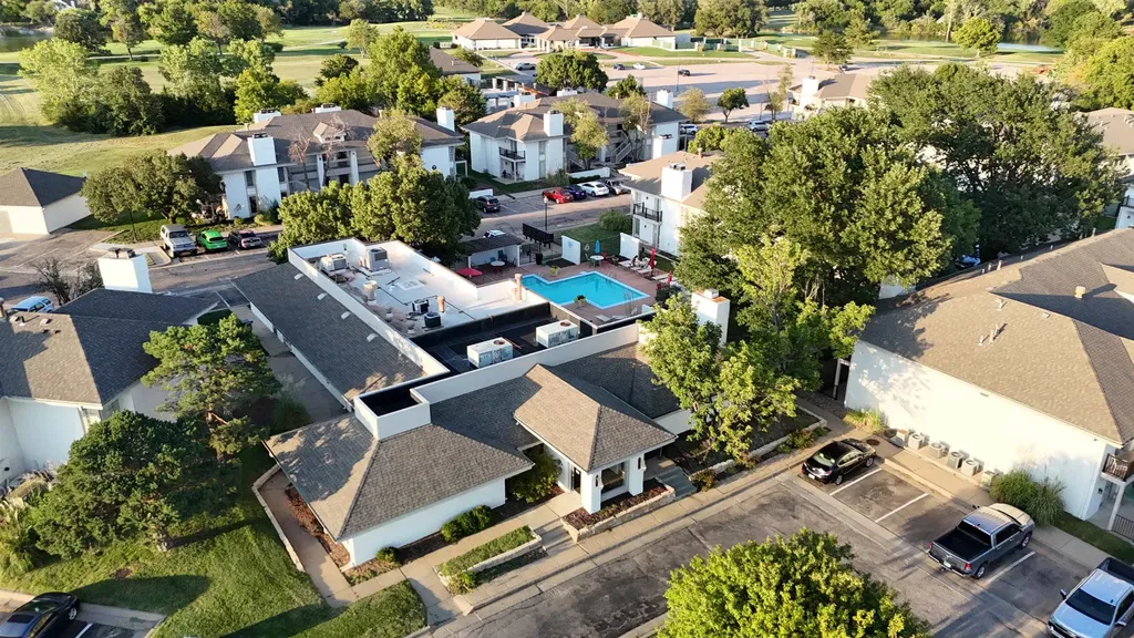 2280 N Tara Wichita KS 67226