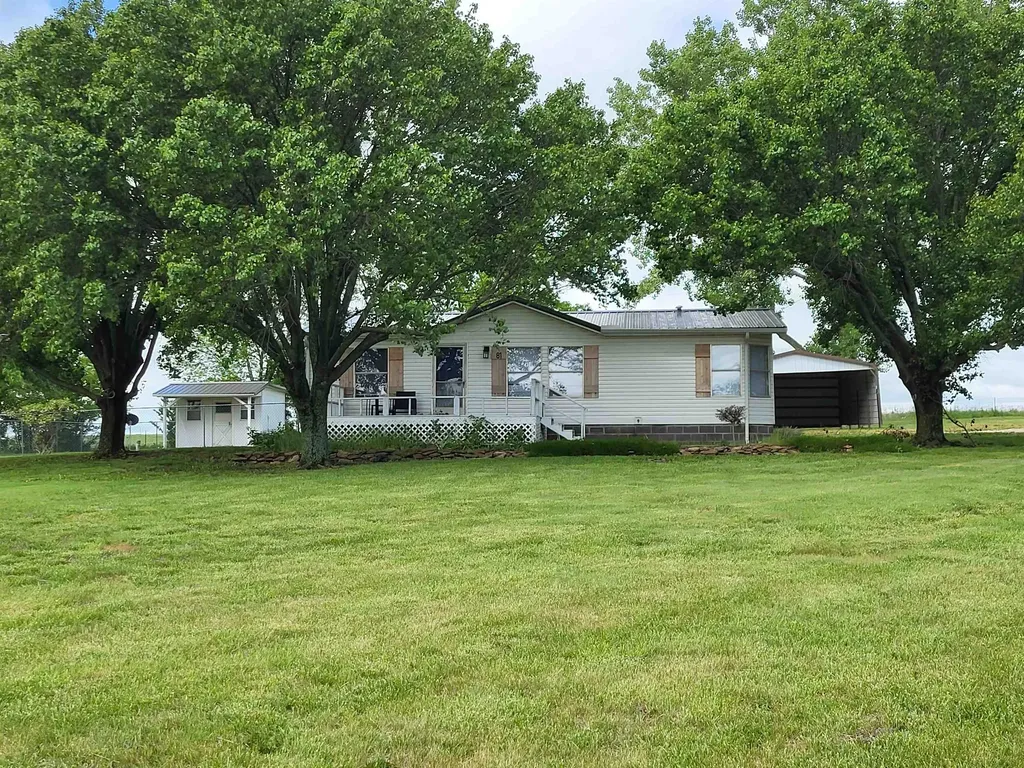 81 Eureka Lake Road Eureka KS 67045