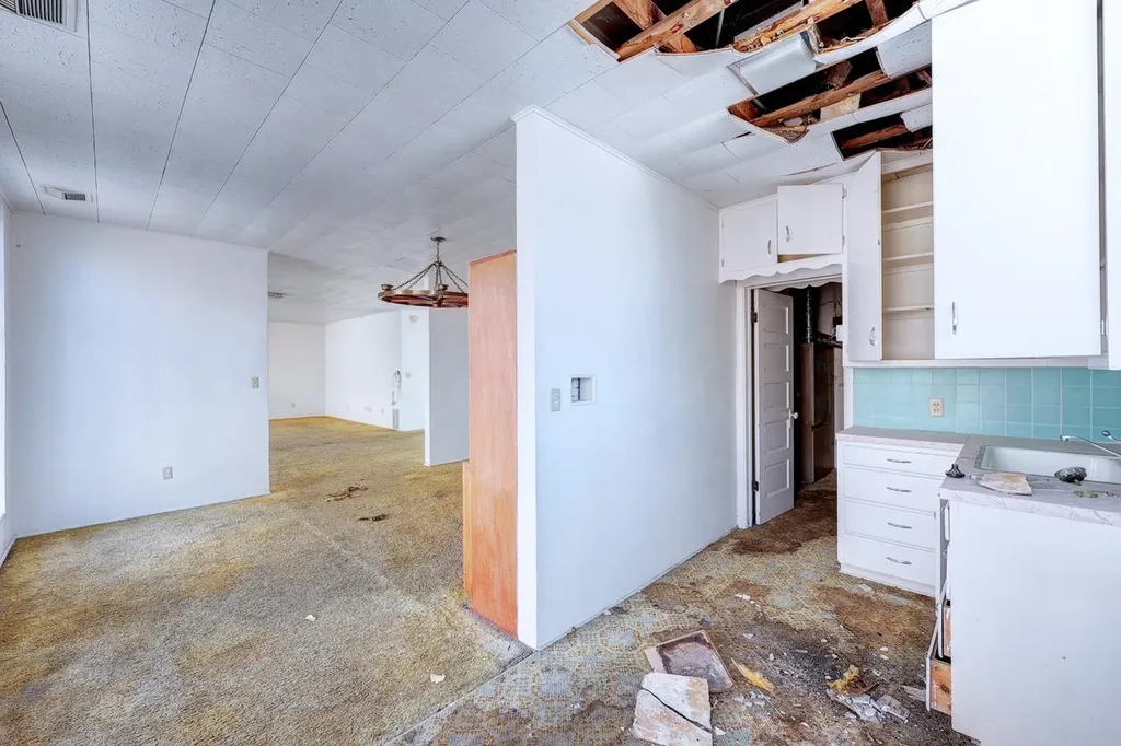 301 S Summit Street Arkansas City KS 67005