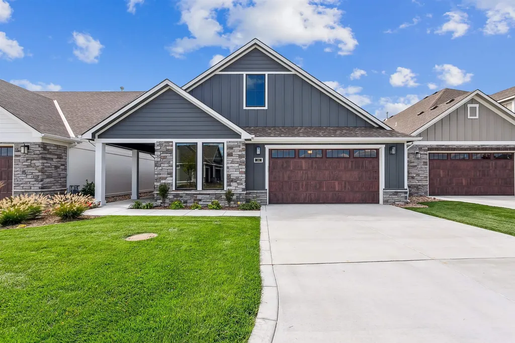 201 S Heritage Way Andover KS 67002