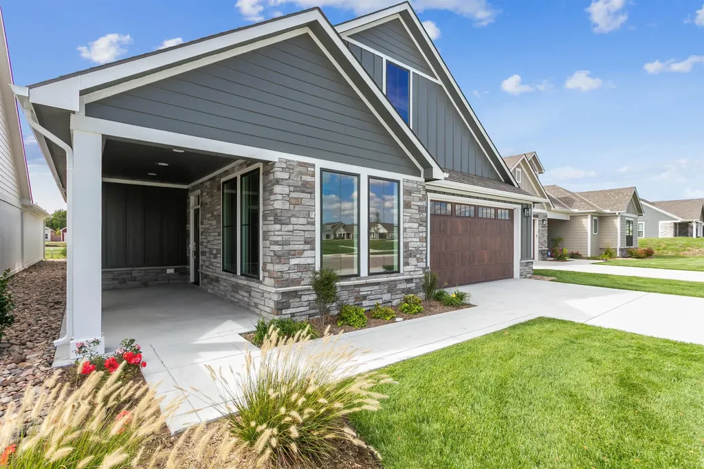201 S Heritage Way Andover KS 67002