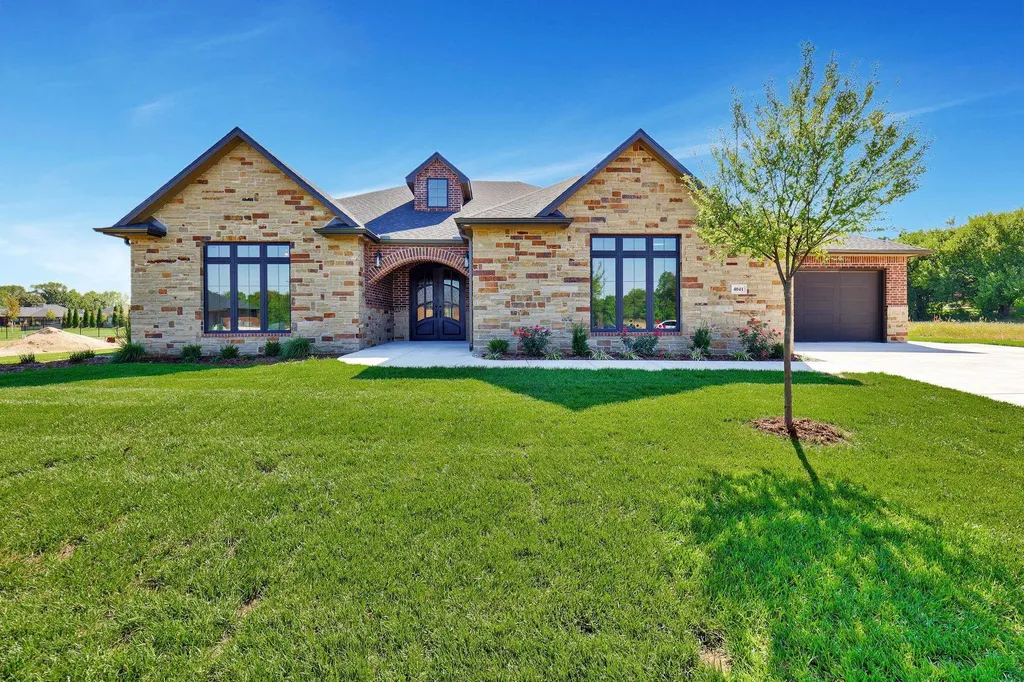4041 N Tyler Court Maize KS 67101