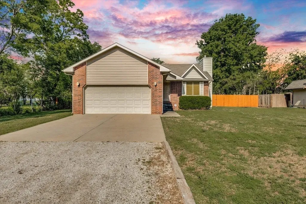 1205 N Sheridan Avenue Wichita KS 67203