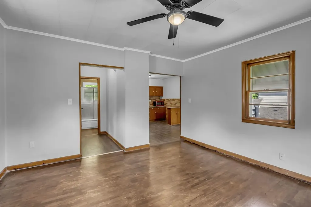 729 & 729 1/2 S Martinson Street Wichita KS 67213