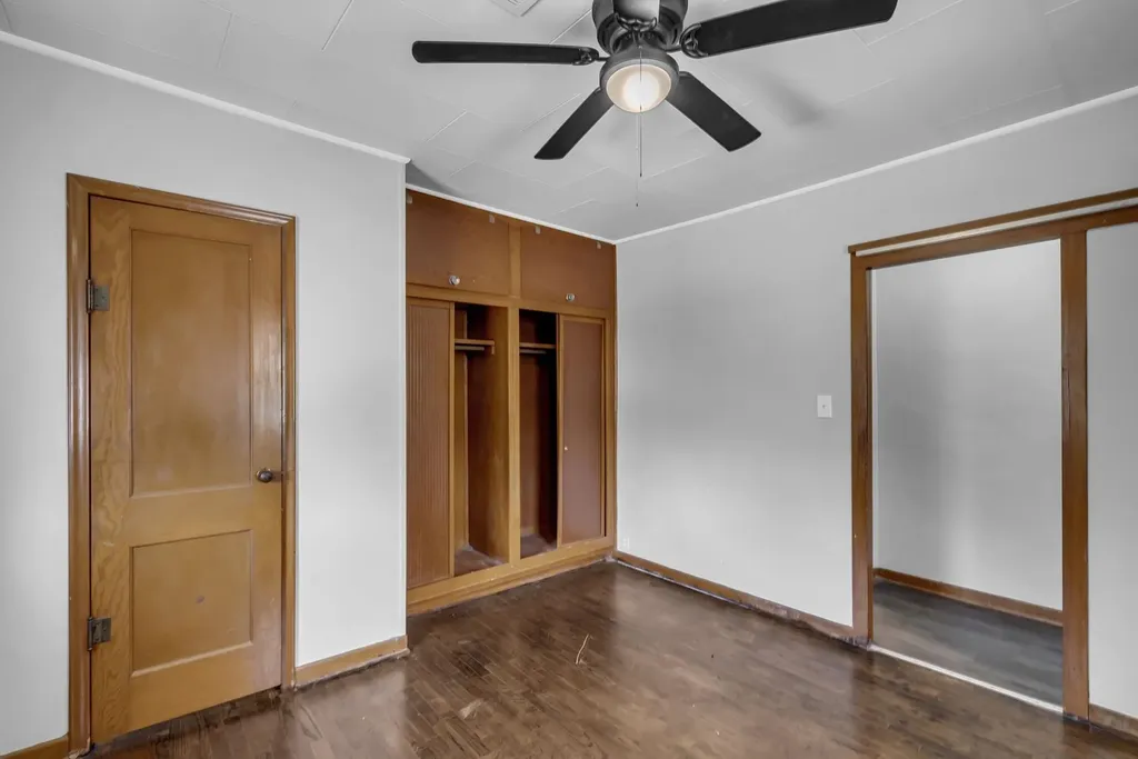 729 & 729 1/2 S Martinson Street Wichita KS 67213
