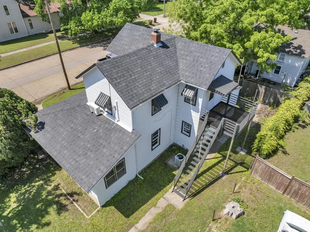 729 & 729 1/2 S Martinson Street Wichita KS 67213