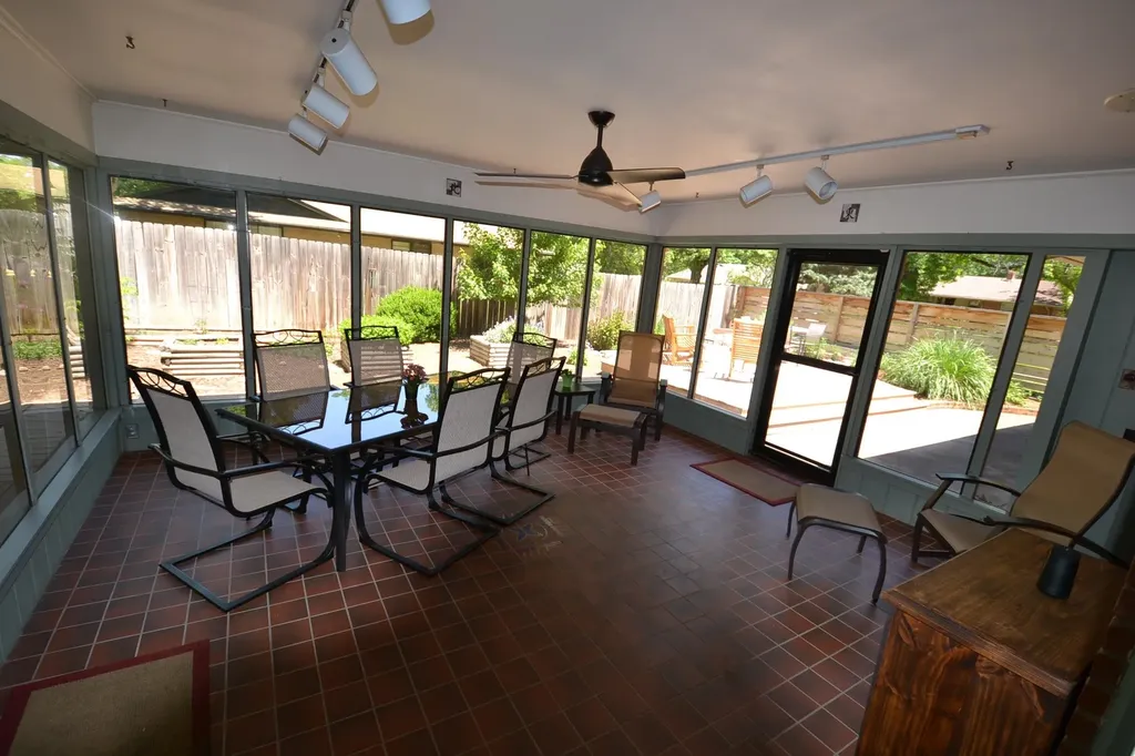 6520 E Jacqueline Street Wichita KS 67206