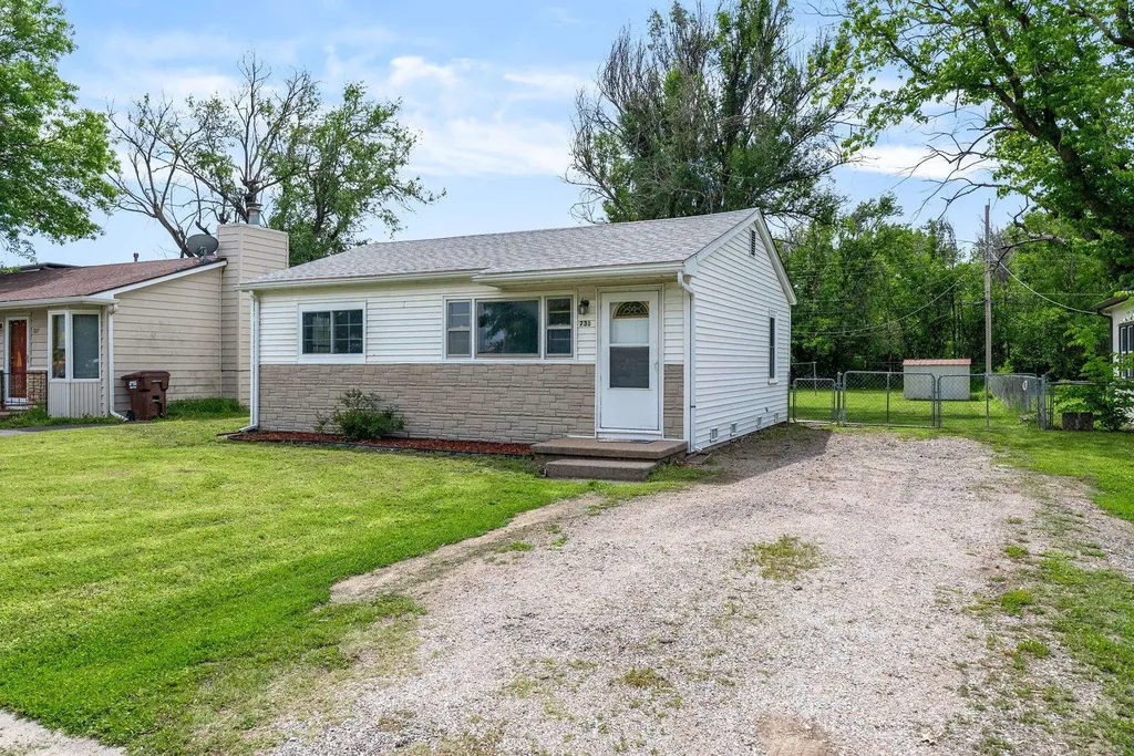731 N Nevada Street Wichita KS 67212