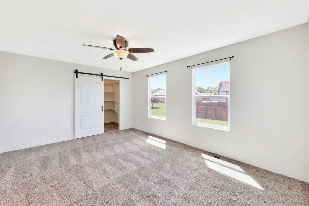 638 N Redbud Court Valley Center KS 67147