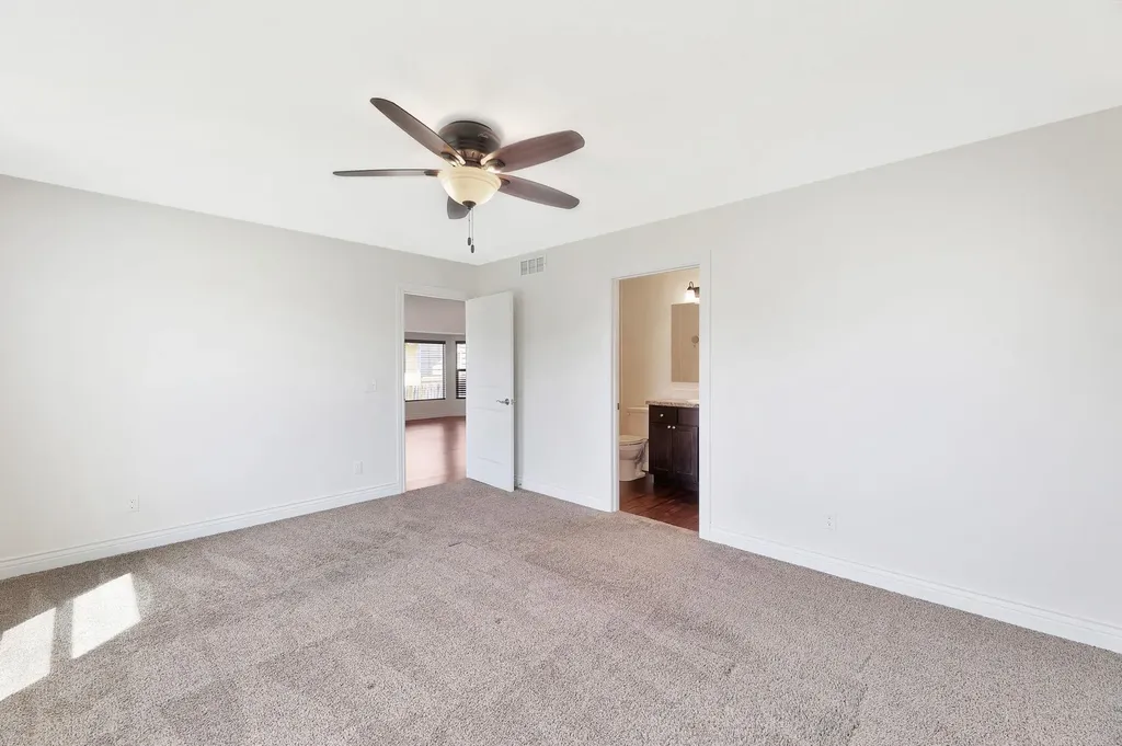 638 N Redbud Court Valley Center KS 67147