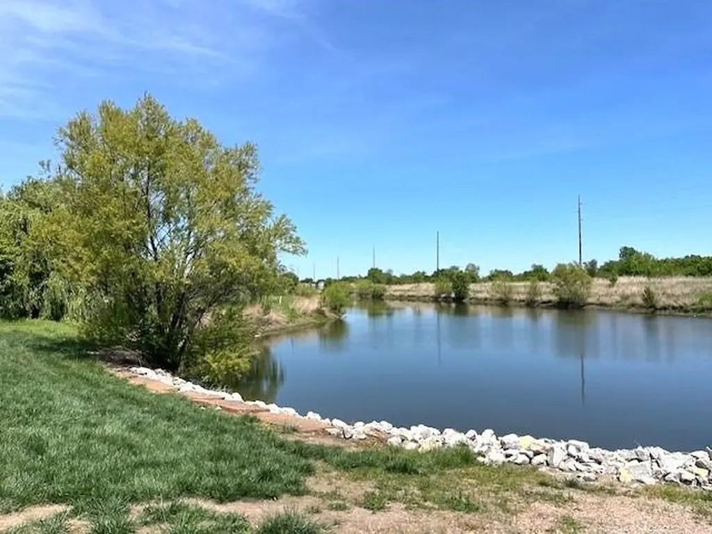 638 N Redbud Court Valley Center KS 67147