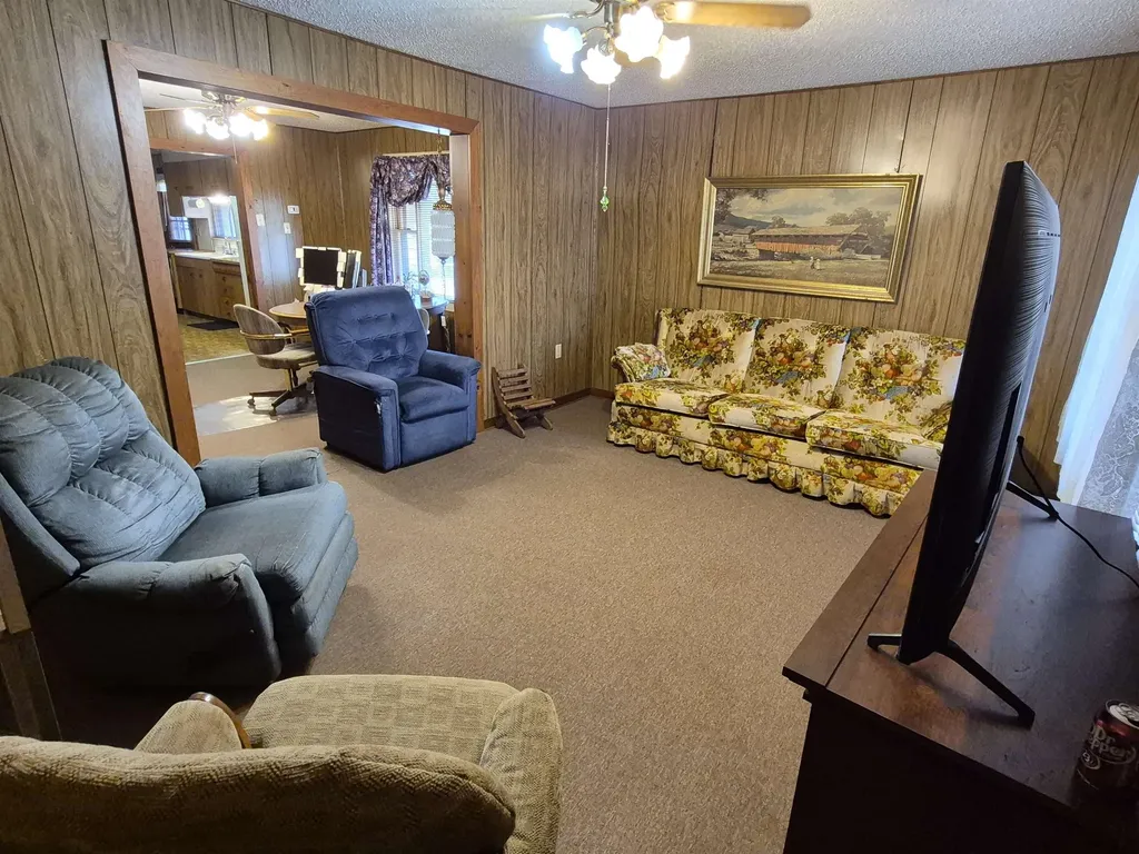 1533 N C Street Arkansas City KS 67005