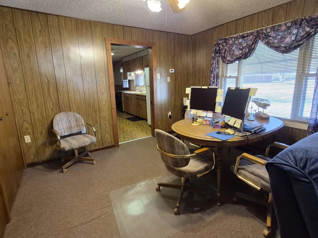 1533 N C Street Arkansas City KS 67005