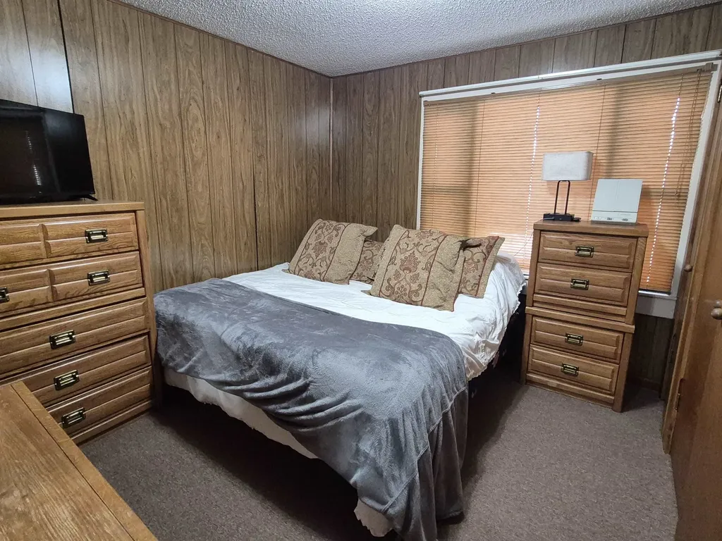 1533 N C Street Arkansas City KS 67005