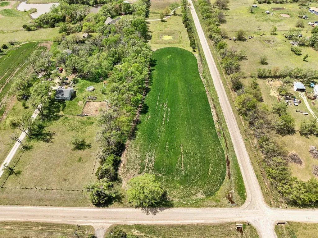 W Of SW 160th St & 159th St E - Tract 8 Rose Hill KS 67133