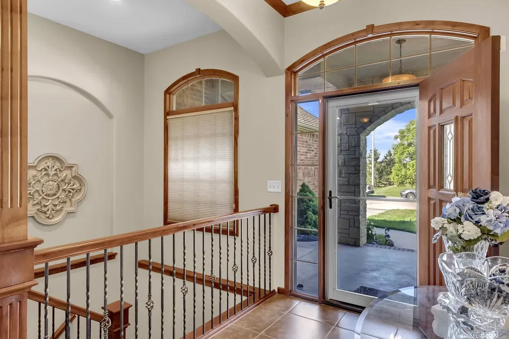 316 E Timber Creek Haysville KS 67060