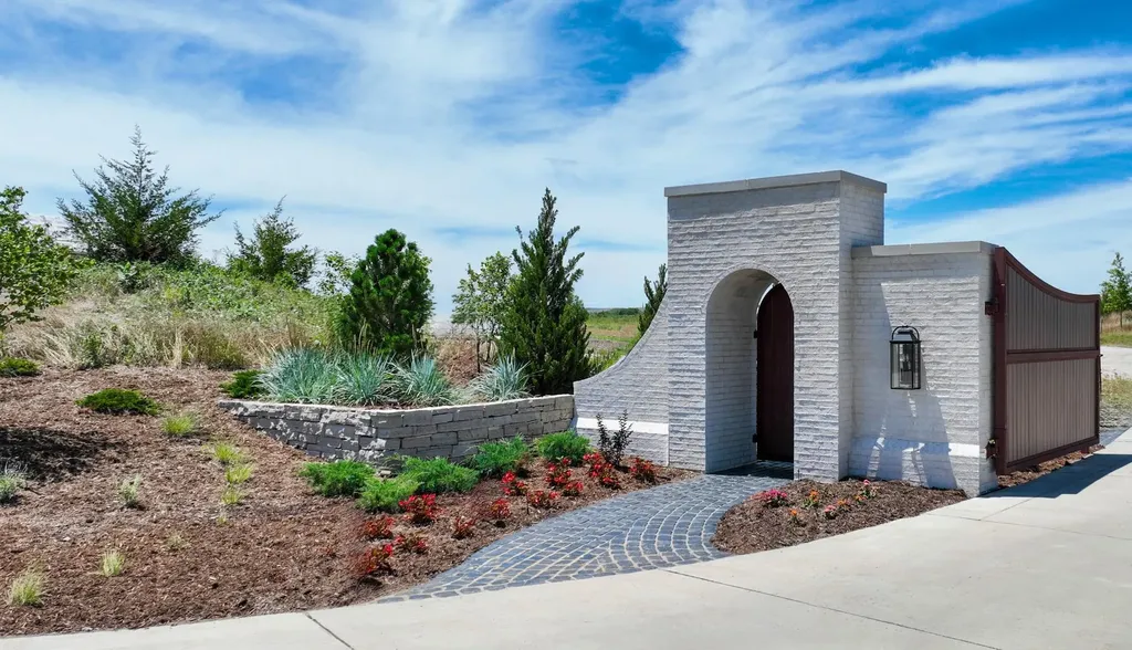 12751 E Canongate Circle Wichita KS 67226