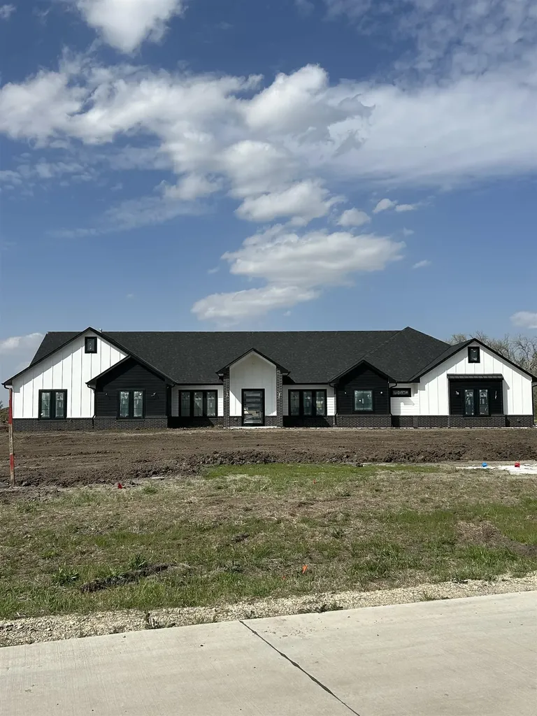 11800 E Quail Creek Drive Derby KS 67037