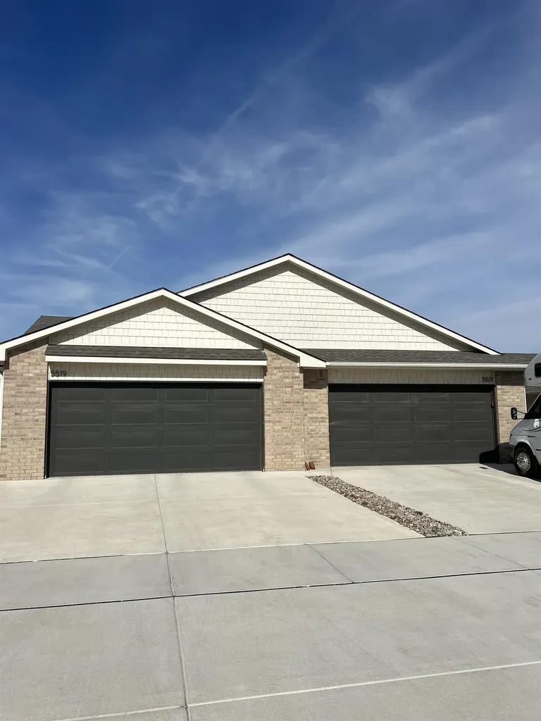 5519-5521 N Sandkey Court Wichita KS 67204