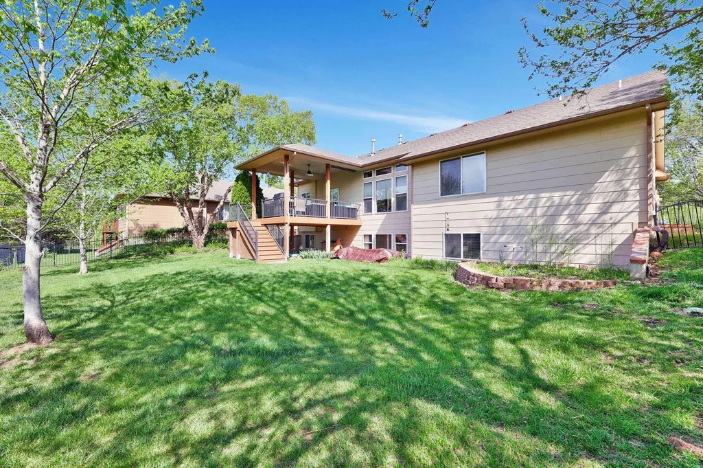 13111 E Castlewood Circle Wichita KS 67230