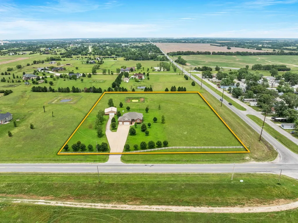 9500 E 47th Street S Derby KS 67037