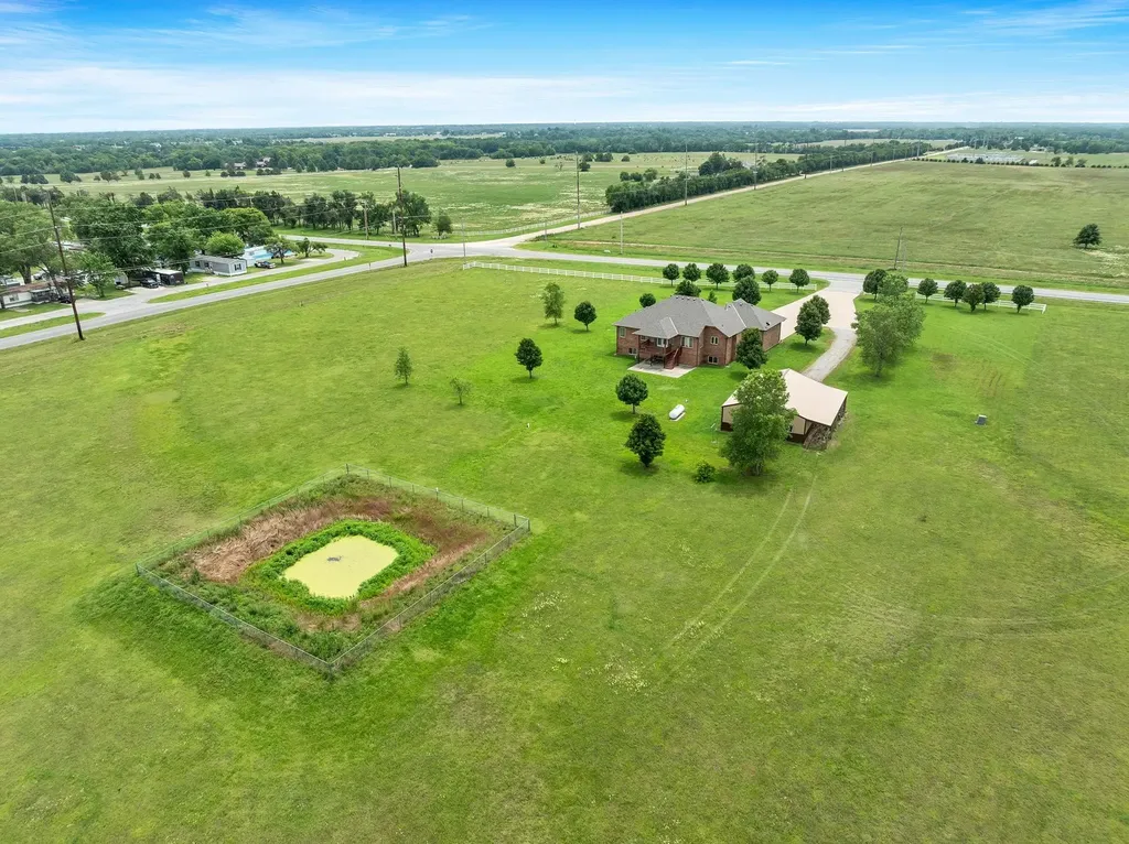 9500 E 47th Street S Derby KS 67037