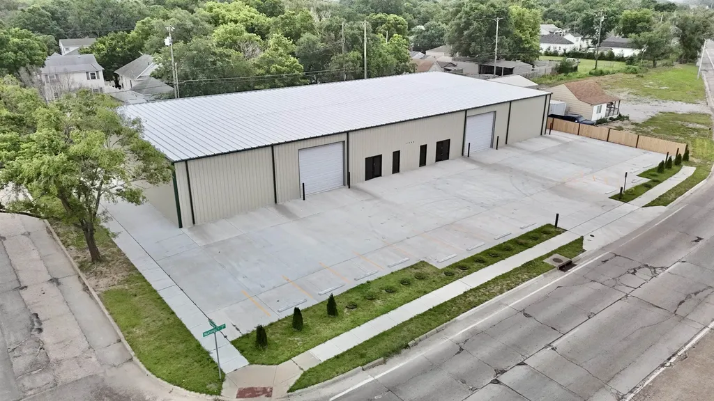 1302 S Washington Wichita KS 67211
