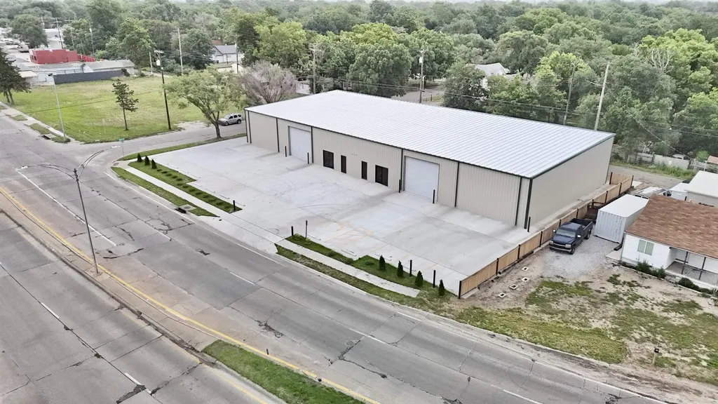 1302 S Washington Wichita KS 67211