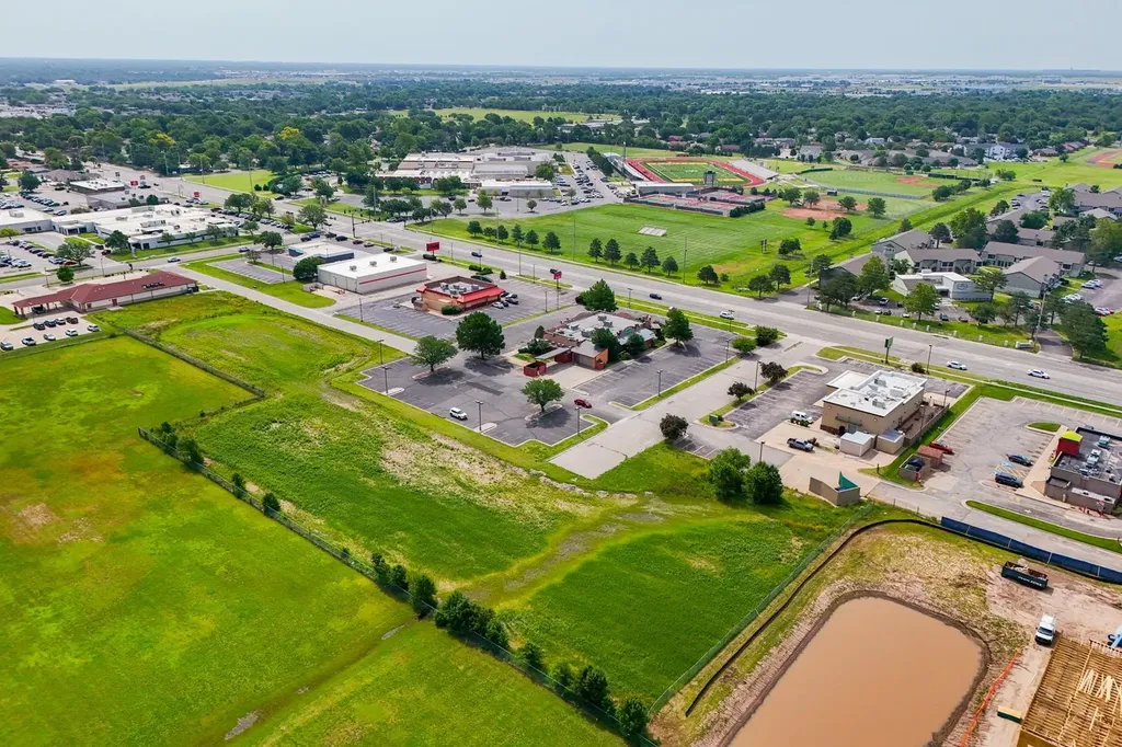 3.67 +/-Acres W Central Ave & N Tyler Road Wichita KS 67212