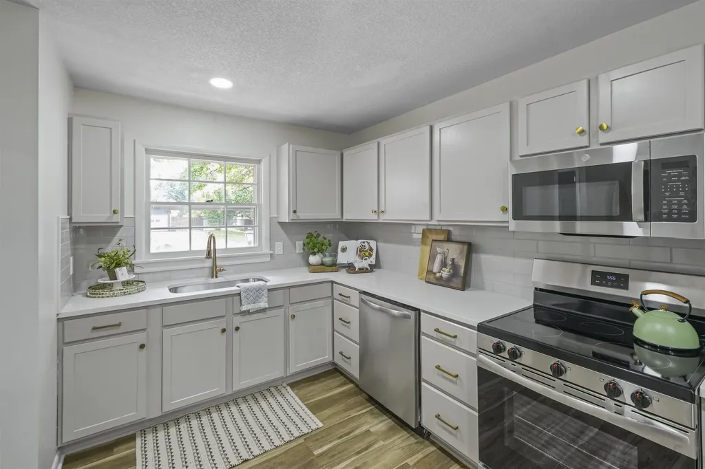 3916 N Clarence Wichita KS 67204