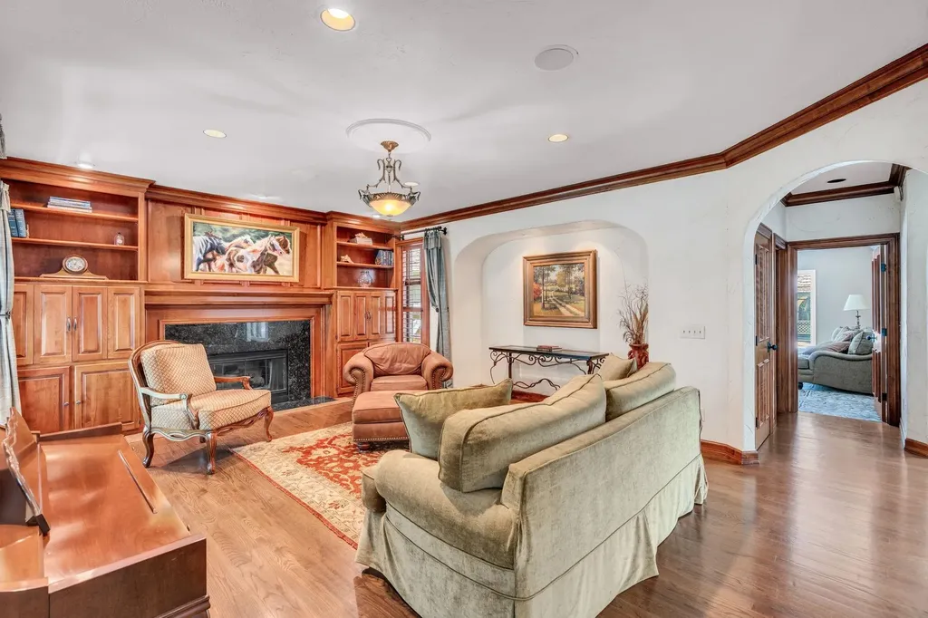 825 N Linden Court Wichita KS 67206