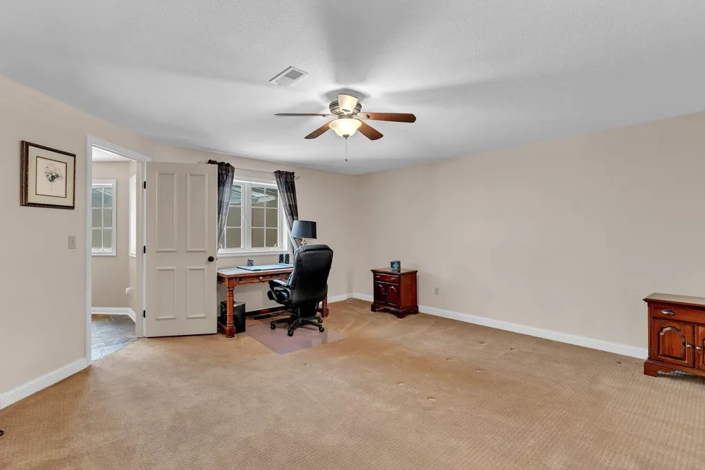 825 N Linden Court Wichita KS 67206