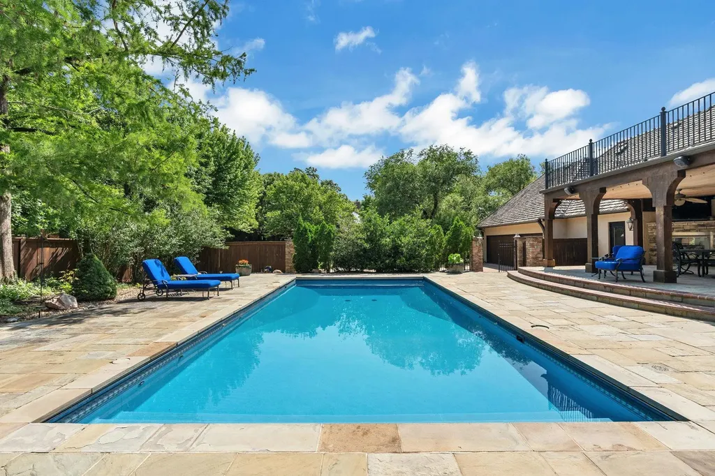 825 N Linden Court Wichita KS 67206