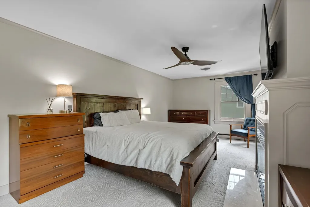 134 N Broadview Wichita KS 67208
