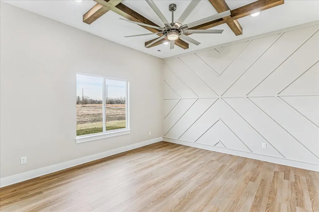 1630 E Appleton Street Valley Center KS 67147
