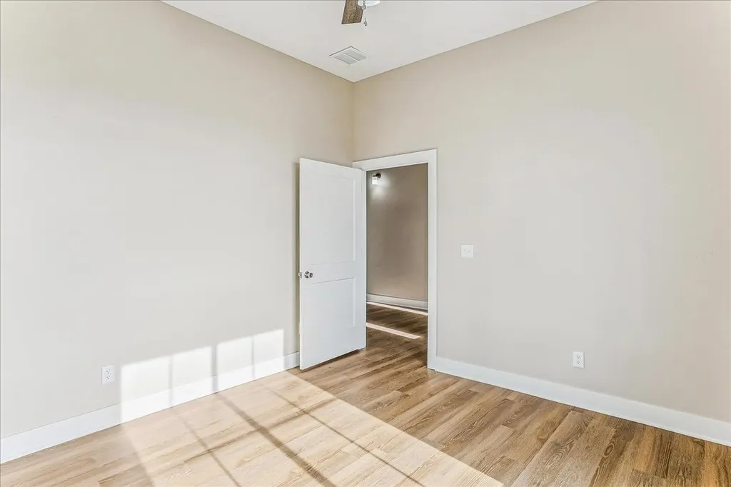 1630 E Appleton Street Valley Center KS 67147
