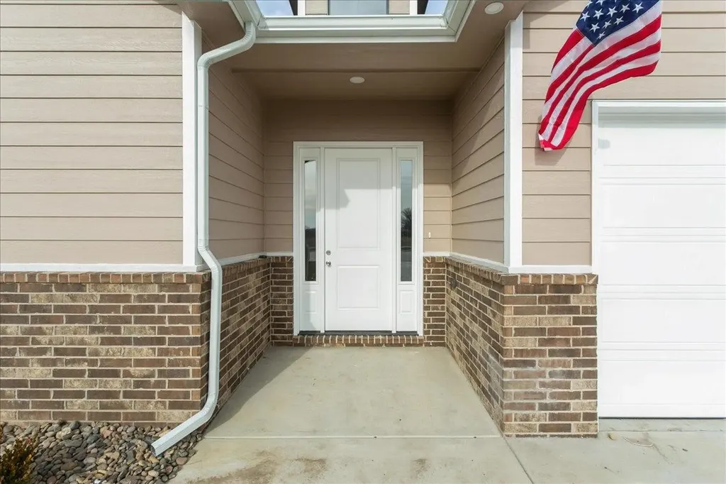 1630 E Appleton Street Valley Center KS 67147