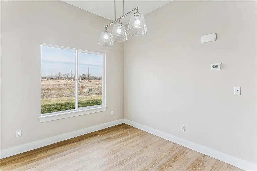 1630 E Appleton Street Valley Center KS 67147
