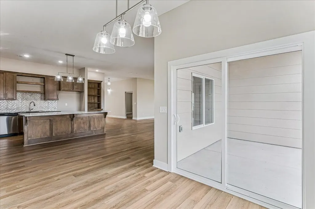 1630 E Appleton Street Valley Center KS 67147