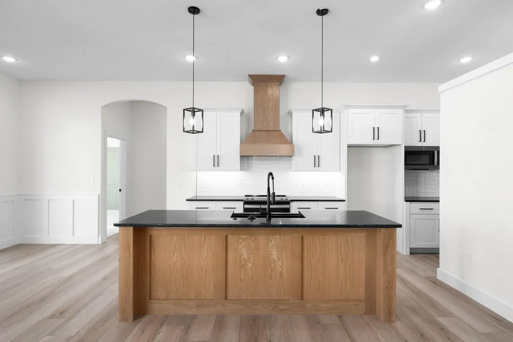 1230 W Ravendale Lane Goddard KS 67052