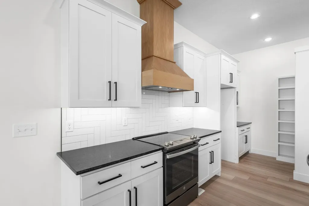 1230 W Ravendale Lane Goddard KS 67052