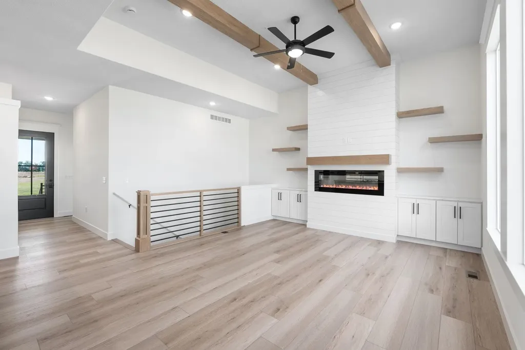 1230 W Ravendale Lane Goddard KS 67052