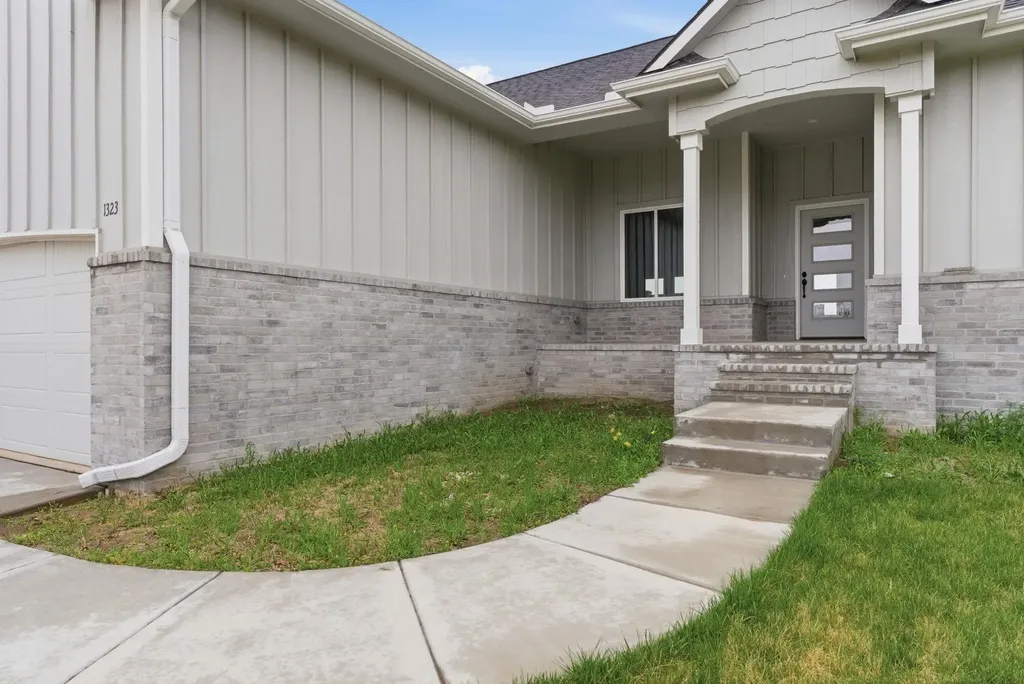 1323 Footbridge Street Goddard KS 67052