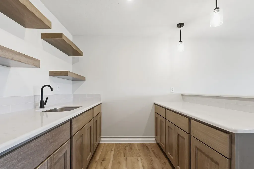 1323 Footbridge Street Goddard KS 67052