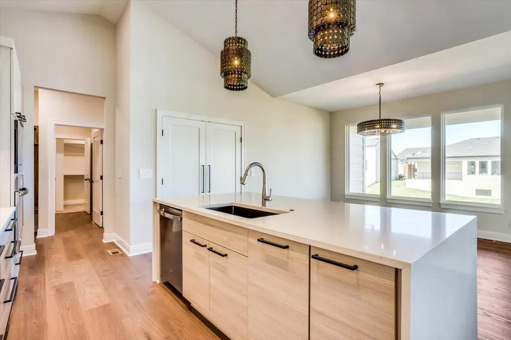 3149 Judith Wichita KS 67205