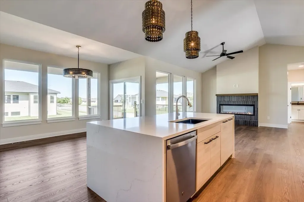 3149 Judith Wichita KS 67205