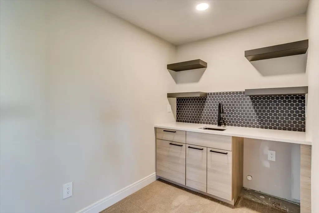 3149 Judith Wichita KS 67205